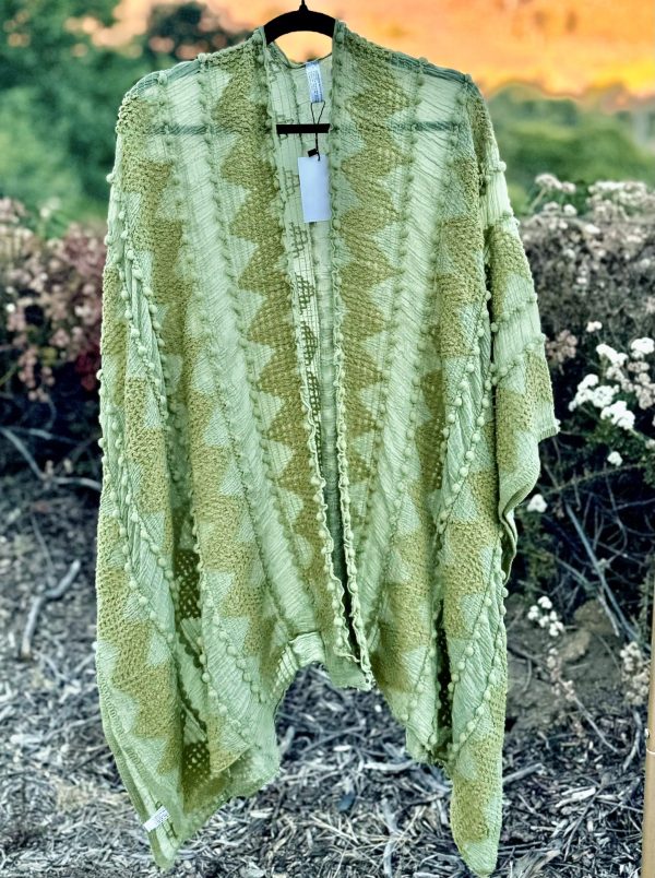 5076527_OLIVE MINT PUFFER-UP W_ ARM TACKS_(FW22)_A Mint Puffer-Up Kimono