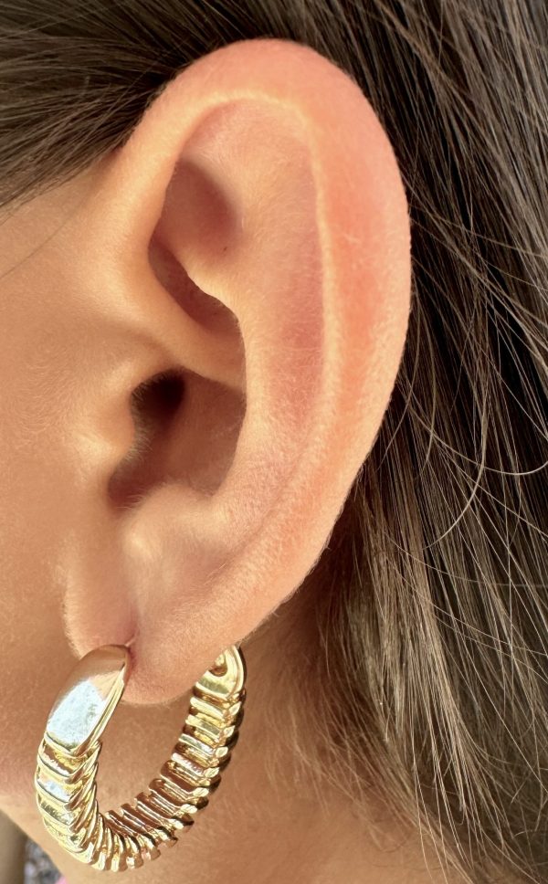 ME-23581-LTAG_REVERENCE CUFFED EARRINGS_(FW24)_A ME-23581-LTAG_REVERENCE CUFFED EARRINGS_(FW24)_A