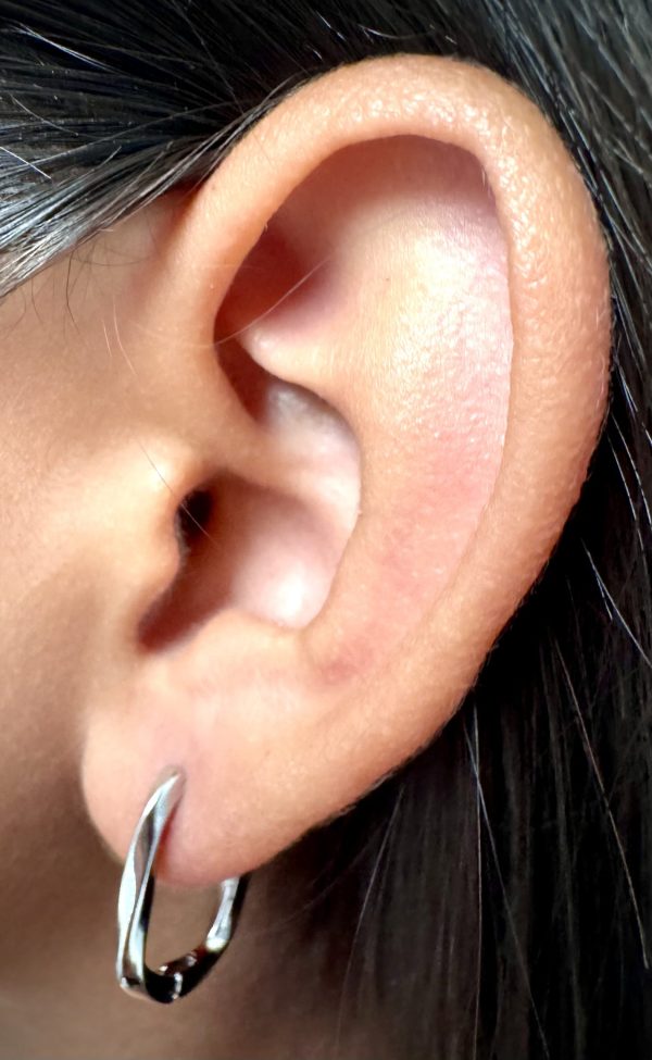 ME-24080-RH_MINI CUT CHAIN RECTANGULAR EARRINGS_(FW24)_A ME-24080-RH_MINI CUT CHAIN RECTANGULAR EARRINGS_(FW24)_A