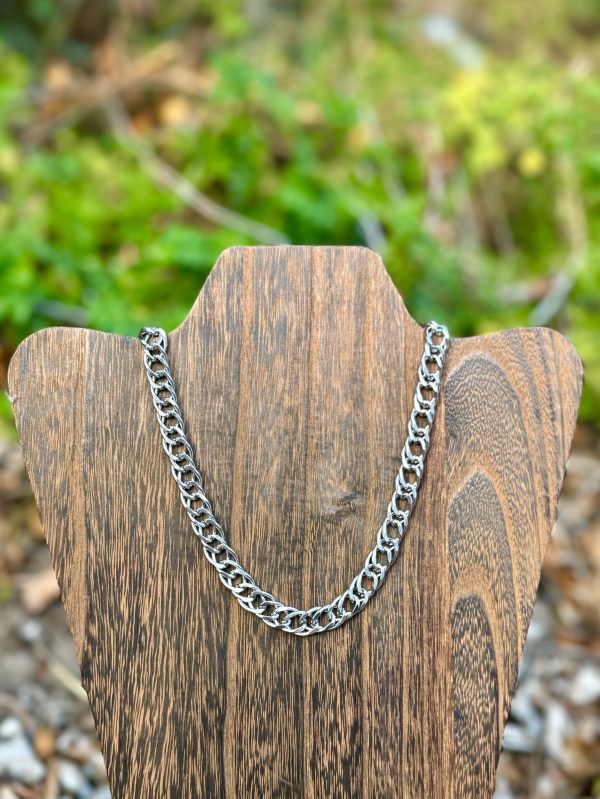 MN-23050-RH_ DOUBLE CURB CHAIN NECKLACE_(FW24)_A Double Curb Chain Necklace - 3