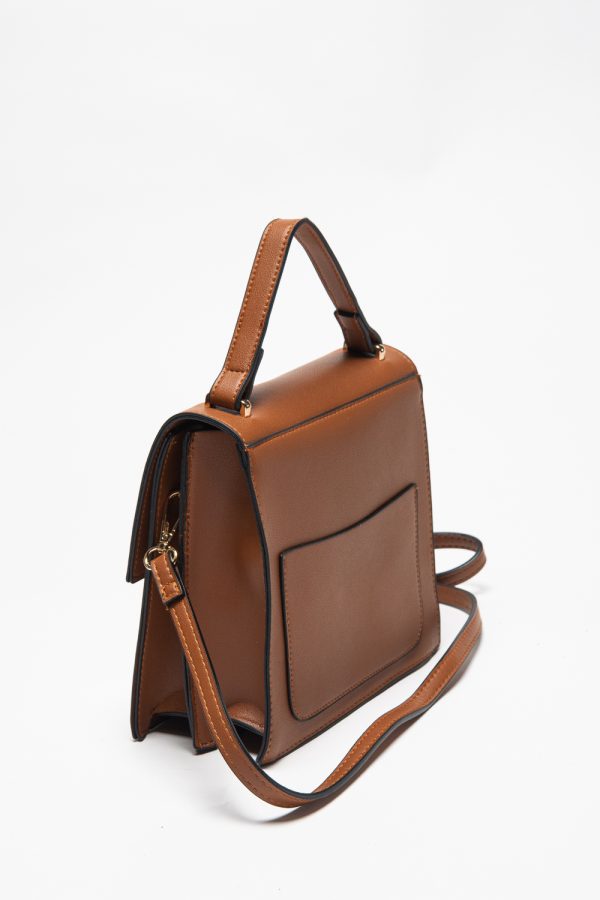 MW00002_COGNAC FASHION RING TASSEL FLAP_(SS24_CB)_E MW00002_COGNAC FASHION RING TASSEL FLAP_(SS24_CB)_E