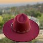 5082413_BURGUNDY BUCKLE UP FEDORA HAT_(FW24)_B