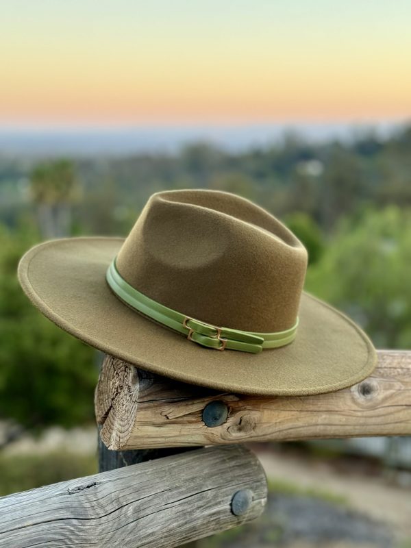 5082427_OILVE BUCKLE UP FEDORA HAT_(FW24)_A 5082427_OILVE BUCKLE UP FEDORA HAT_(FW24)_A